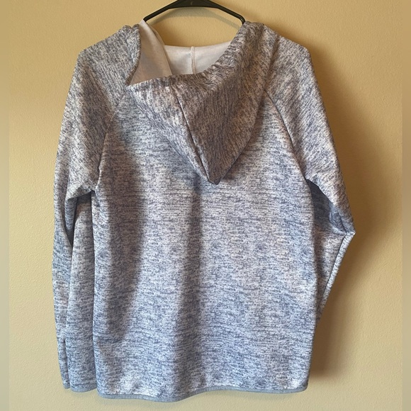 Yellowstone Dutton Ranch Sweatshirt - Picture 4 of 5